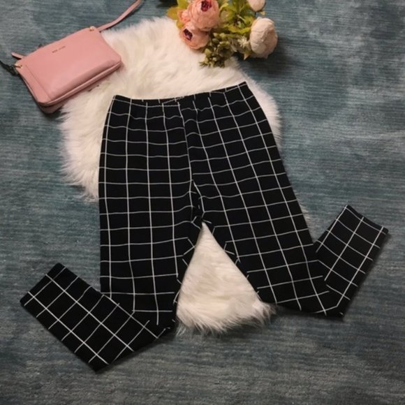 SHEIN Black & White Window Pane Grid Legging Pants - Picture 5 of 8